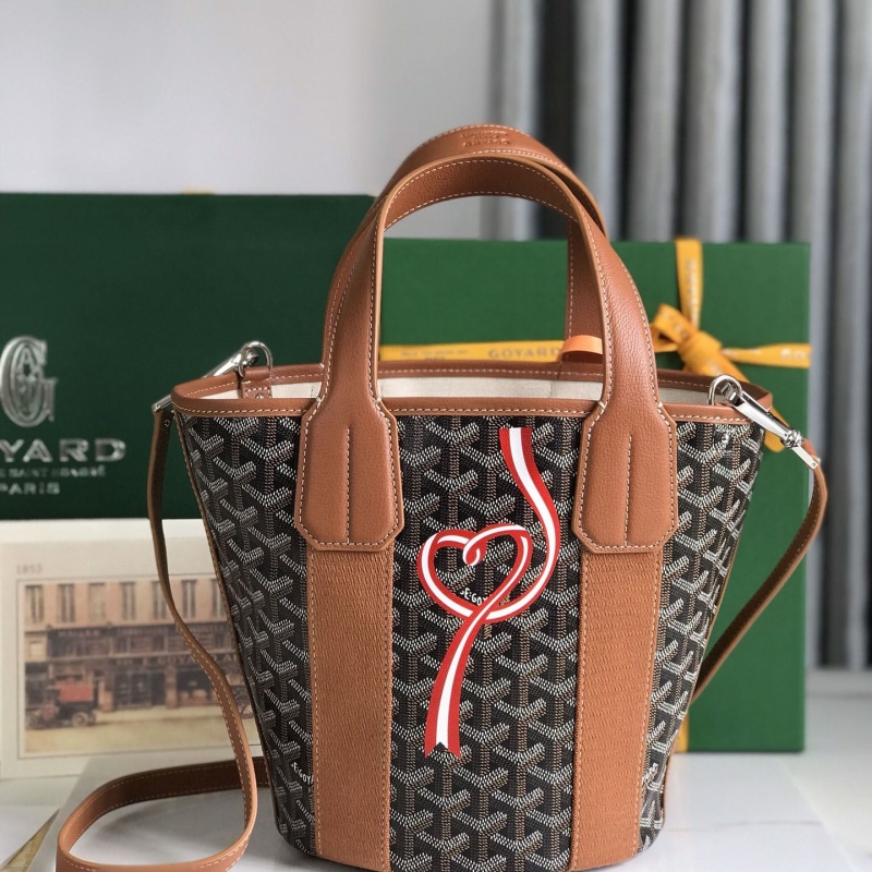 Go*ard bucket bags